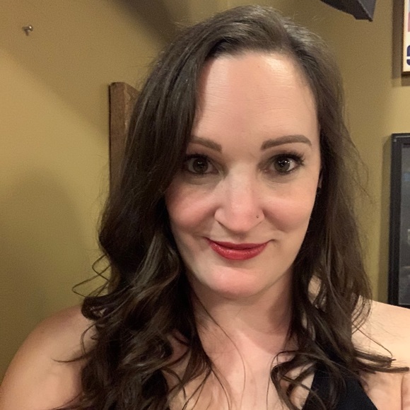 Meet your Posher, Sara - Picture 6 of 6